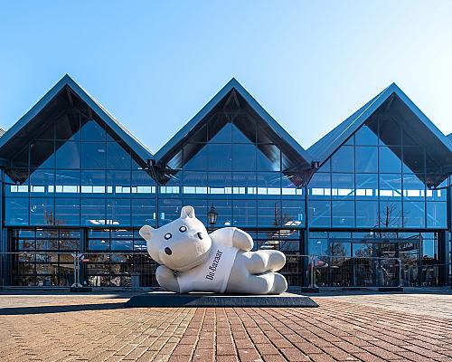 De Bazaar Beverwijk opent volledig gerenoveerde hal feestelijk op 17 augustus