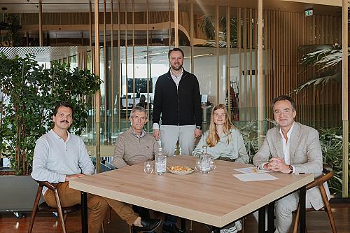 Duurzame challenger ShampooBars.nl in gesprek over verduurzaming met Bijenkorf en Kruidvat