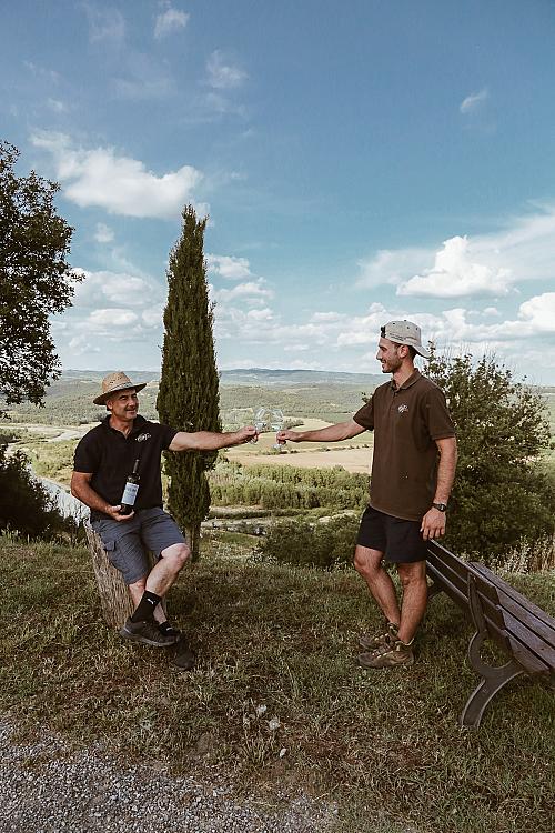 236921099_4003198716458252_3543188312457307466_n