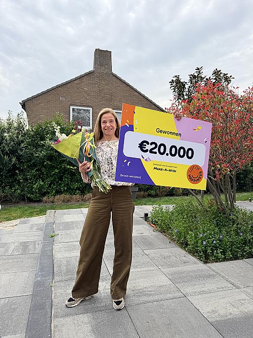 Loterijwinnares uit Amstelveen doneert deel van €20.000 aan zieke kinderen