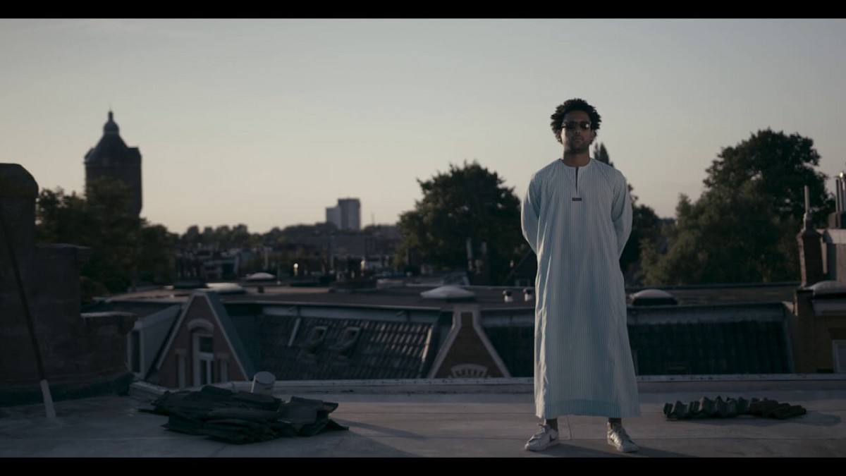 Djellaba's niet aan te slepen