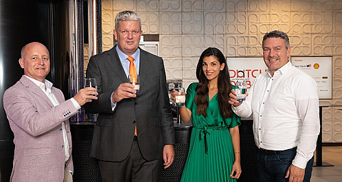 Holland Water Bar serveert kraanwater in de woestijn