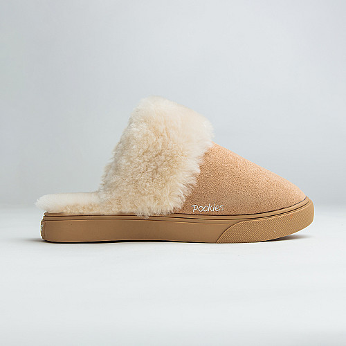 Pockies presenteert hun sneaker-slof hybride genaamd ‘Shortwalks’