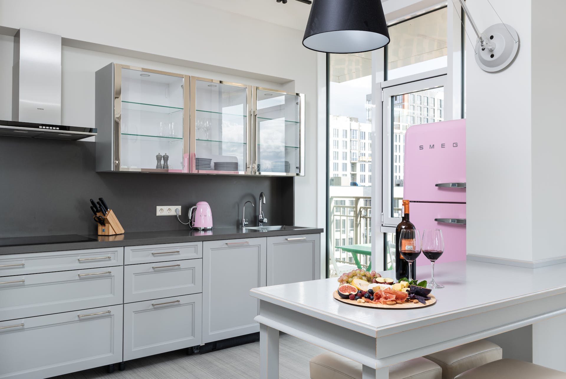 pexels-max-rahubovskiy-6758515